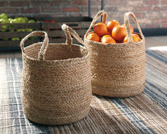 Warmstead Furniture - Ashley Furniture - Brayton Basket - Basket Set (Set of 2) / Natural - A2000094