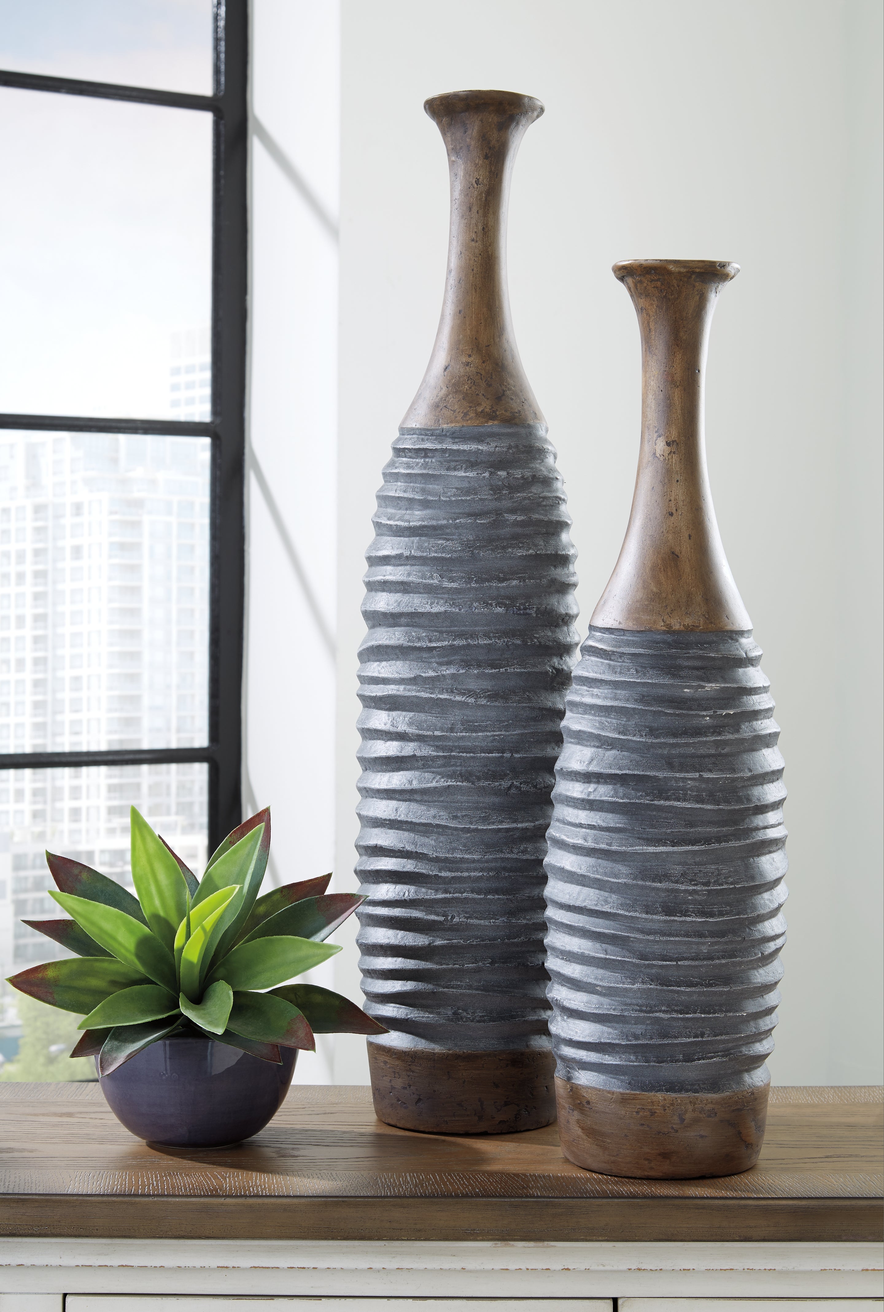 Warmstead Furniture - Ashley Furniture - Blayze Vase - Vase Set (Set of 2) / Antique Gray/Brown - A2000388