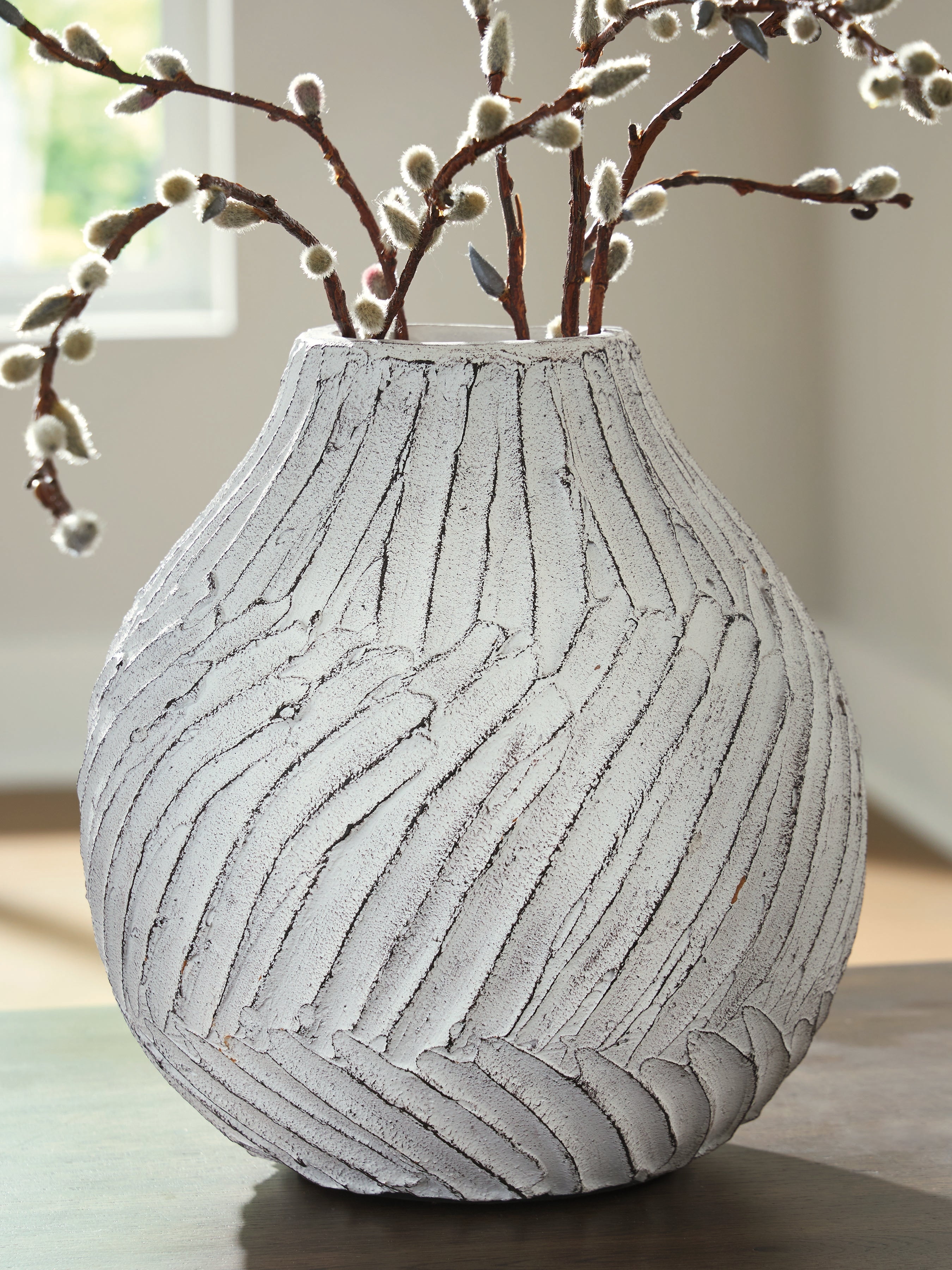 Warmstead Furniture - Ashley Furniture - Shelvie Vase - Vase / Distressed White - A2000848