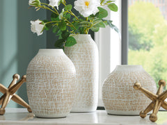 Warmstead Furniture - Ashley Furniture - Vinburn Accessory Set (Set of 5) - Accessory Set (5/CN) / White/Gold Finish - A2C00213