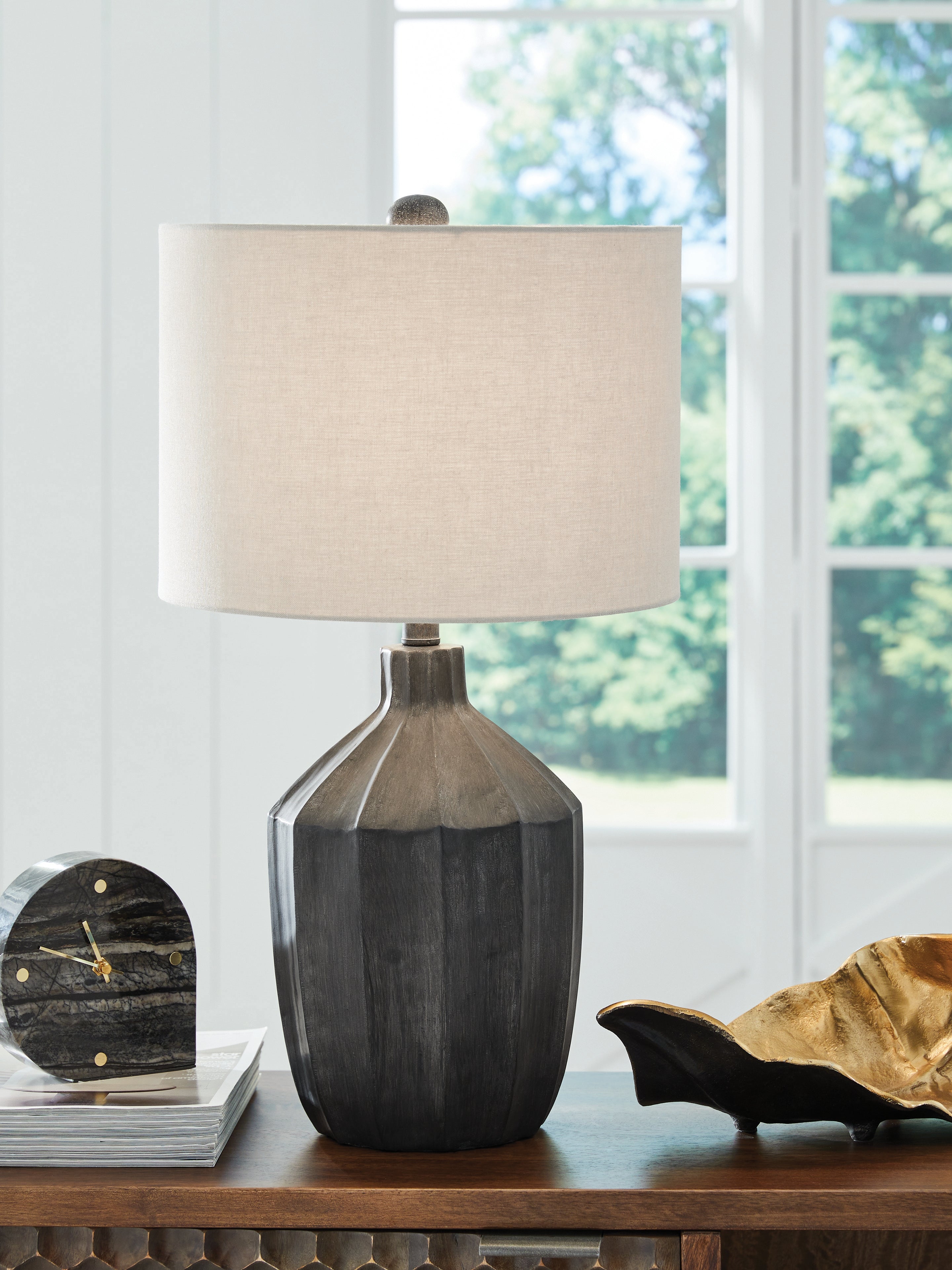 Warmstead Furniture - Ashley Furniture - Jilton Lighting - Poly Table Lamp (1/CN) / Black - L235844