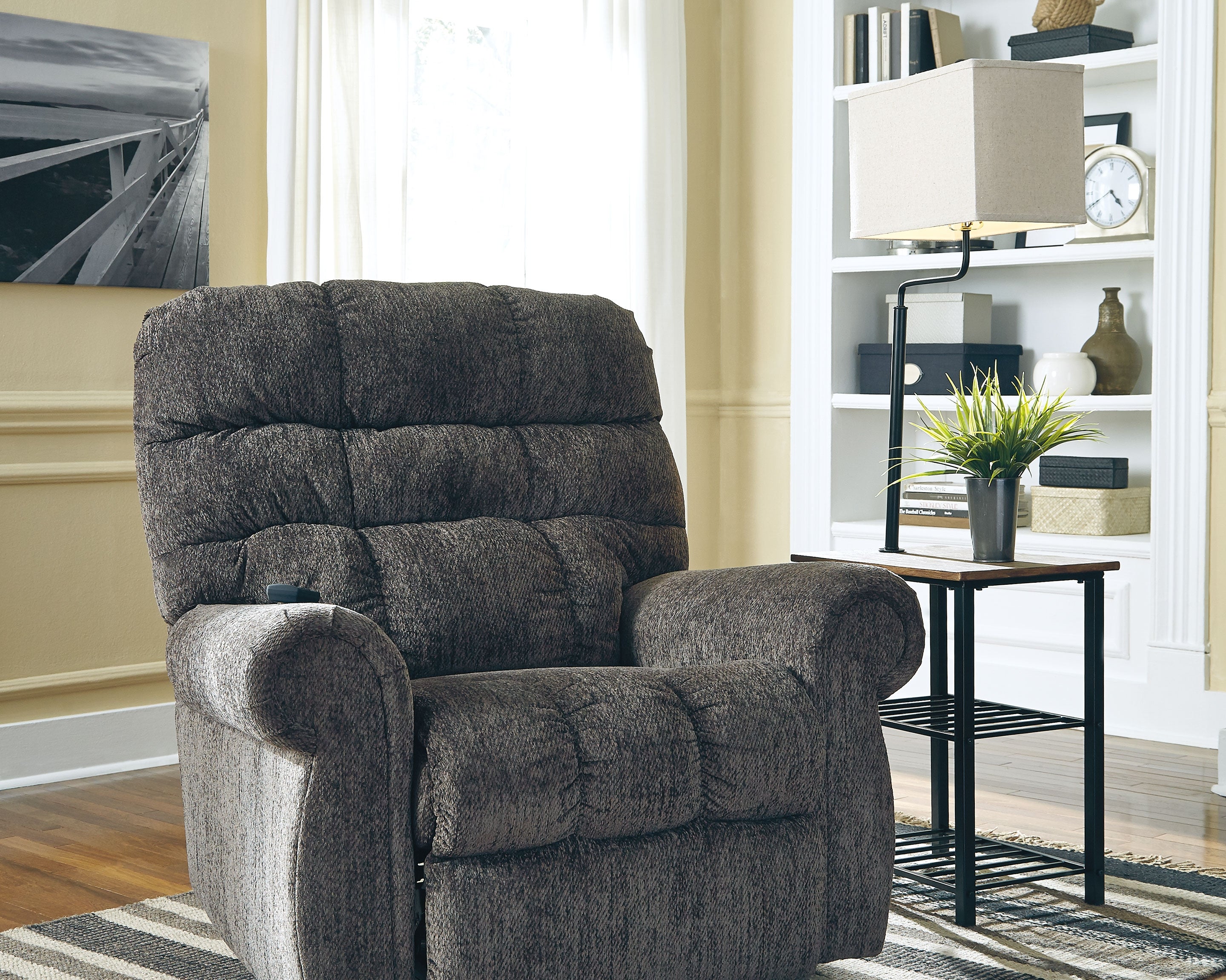 Warmstead Furniture - Ashley Furniture - Shianne Lighting - Metal Tray Lamp (1/CN) / Black - L734031