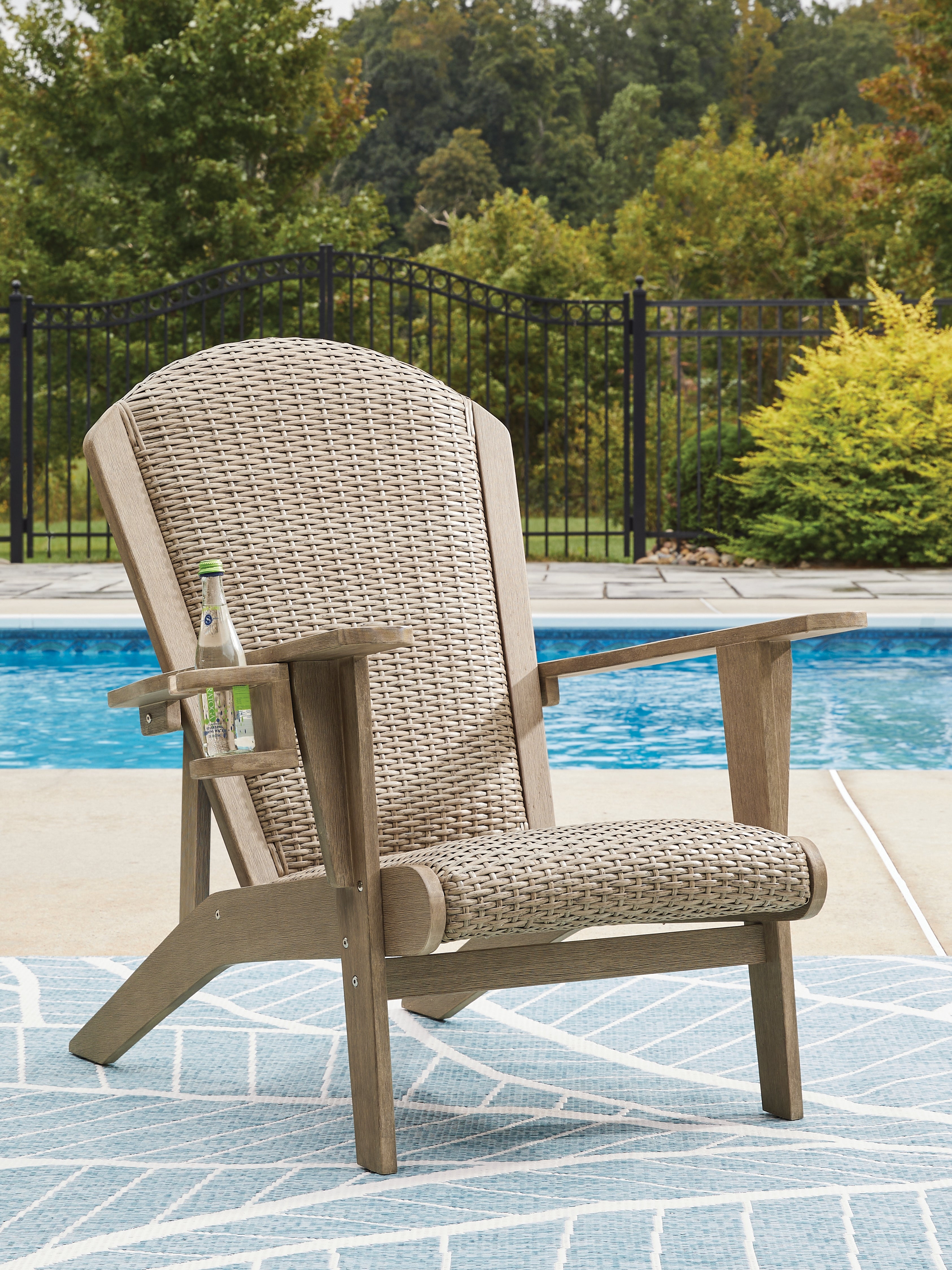 Warmstead Furniture - Ashley Furniture - Marina Sun Outdoor - Round End Table / Beige - PCP204-706