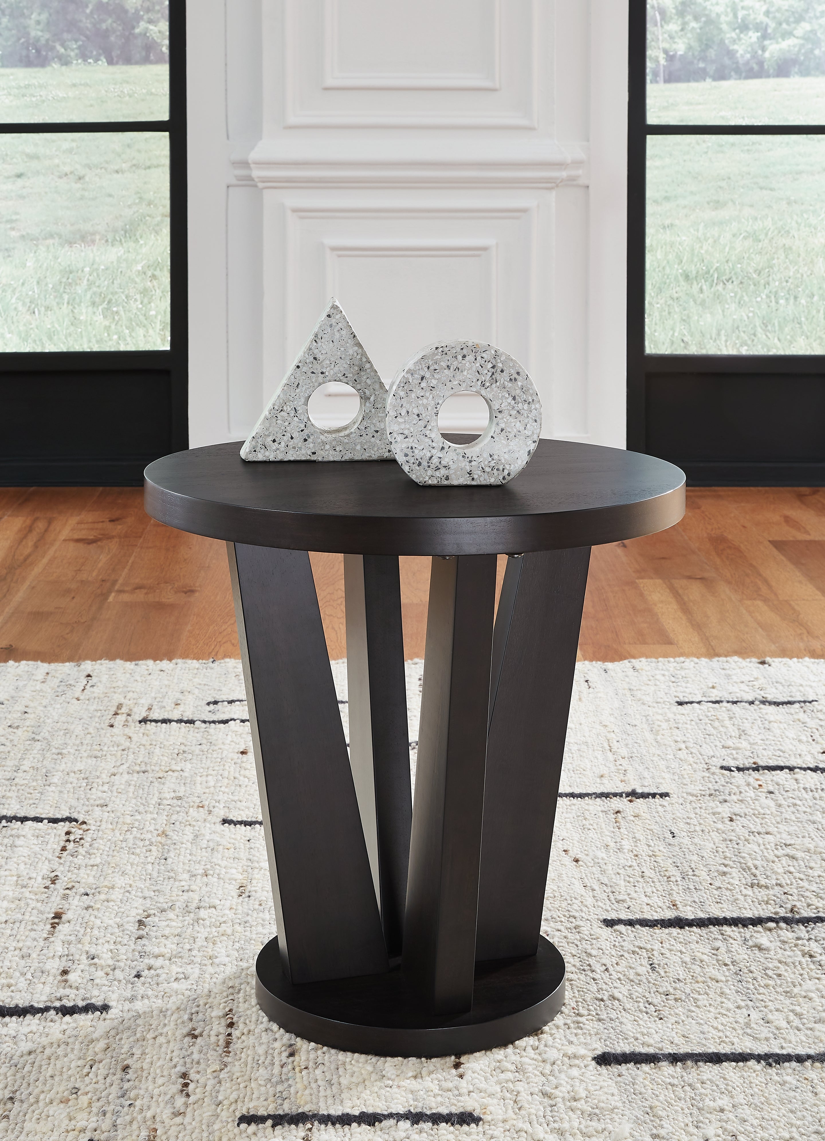 Warmstead Furniture - Ashley Furniture - Chasinfield End Table - Round End Table / Dark Brown - T458-6