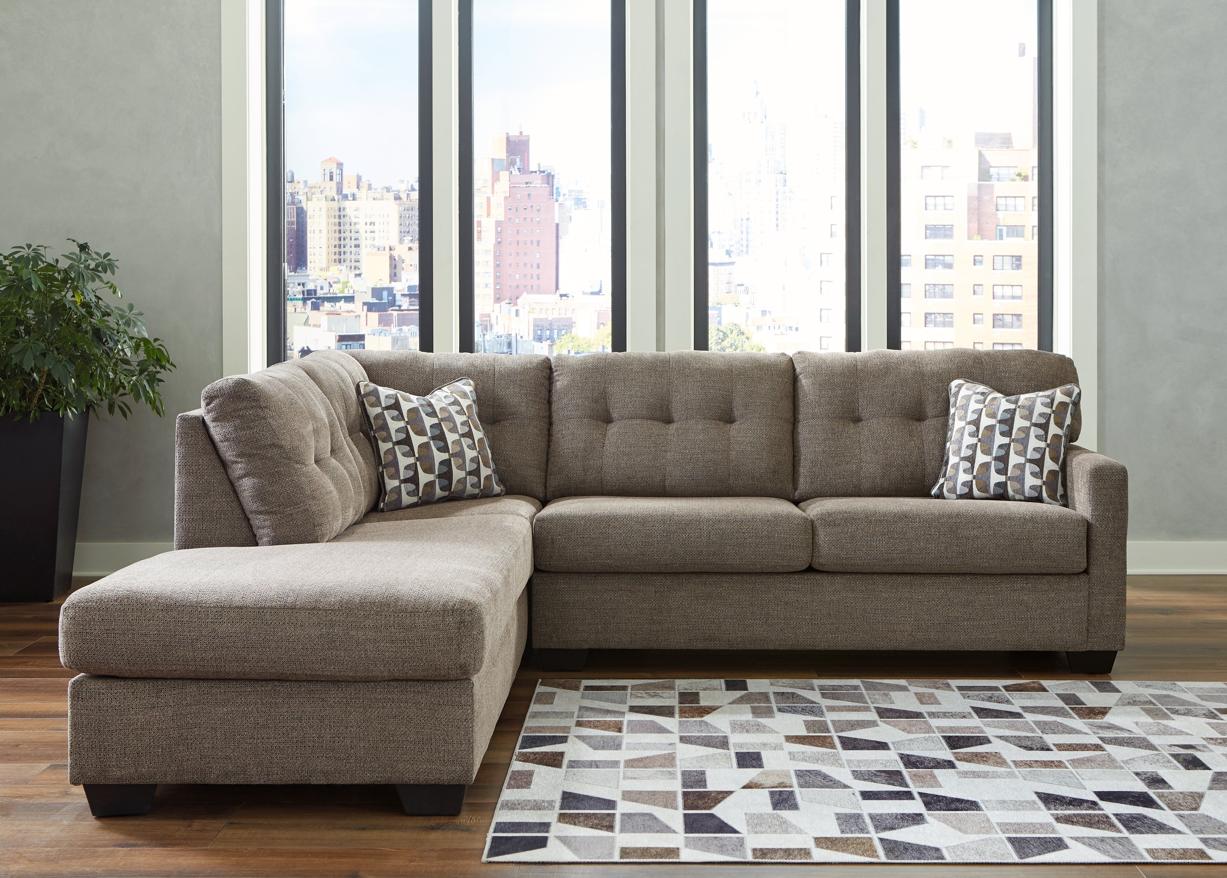 Warmstead Furniture - Ashley Furniture - Mahoney Sectional - RAF 2-Piece Sectional with Chaise / Chocolate - 31005S1