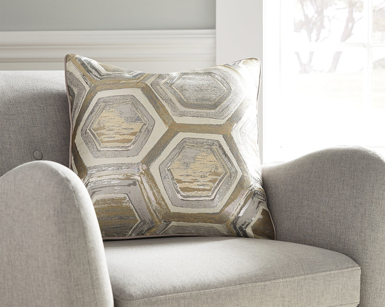 Warmstead Furniture - Ashley Furniture - Meiling Pillows - Pillow / Metallic - A1000480P