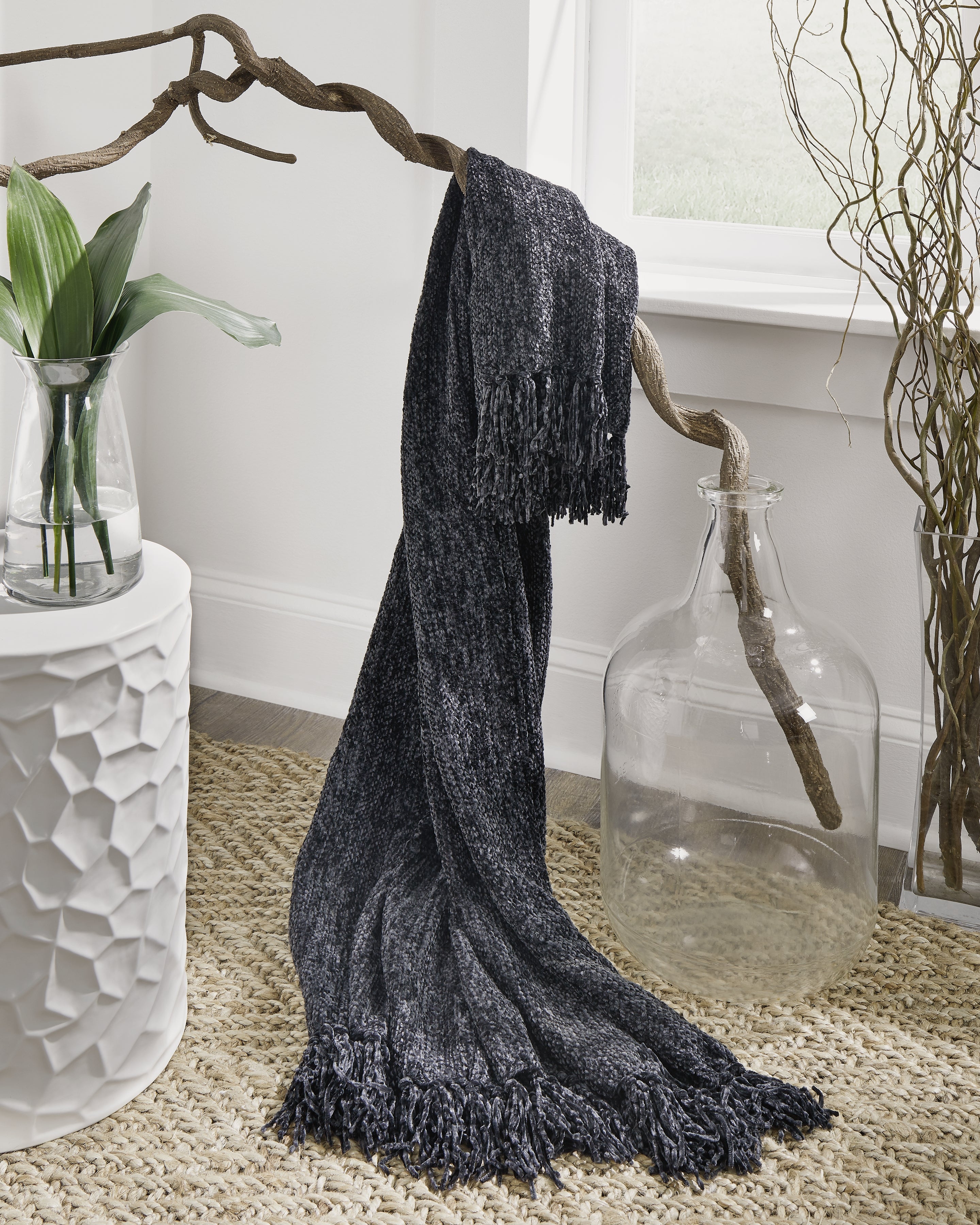 Warmstead Furniture - Ashley Furniture - Tamish Throw (Set of 3) - Throw (3/CS) / Black - A1001027