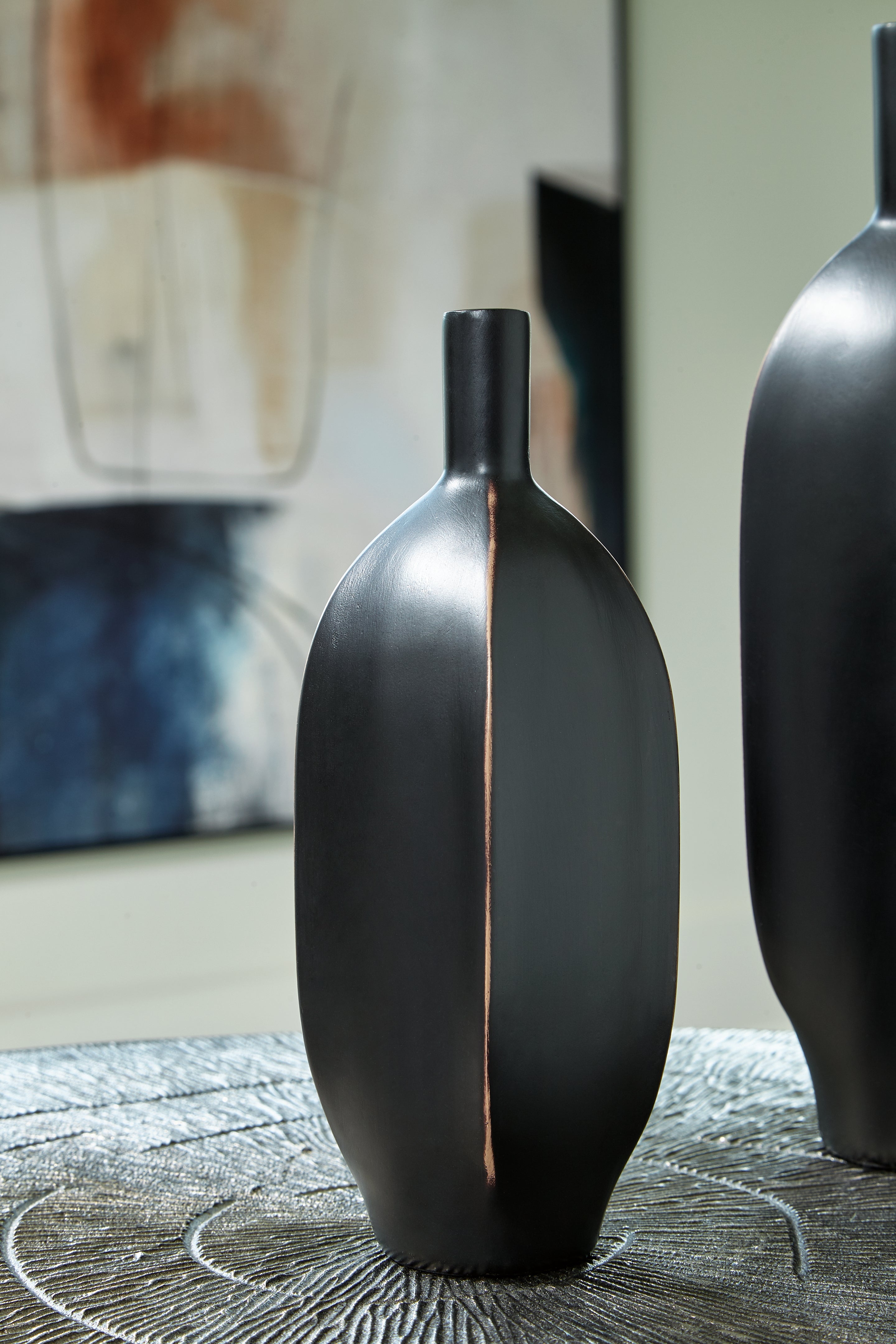 Warmstead Furniture - Ashley Furniture - Rhaveney Vase - Vase (3/CS) / Black - A2000550