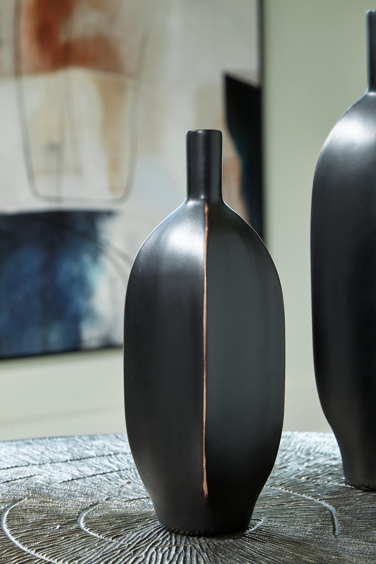 Warmstead Furniture - Ashley Furniture - Rhaveney Vase - Vase (3/CS) / Black - A2000550