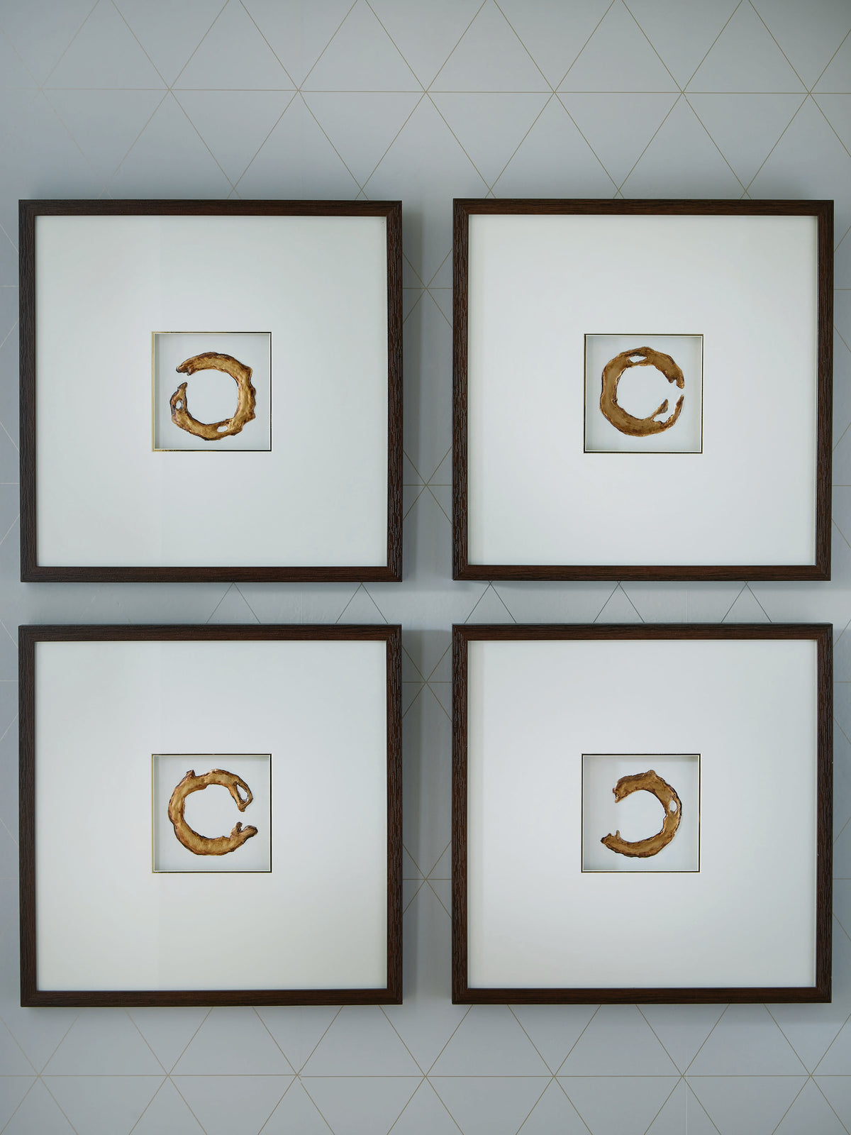 Warmstead Furniture - Ashley Furniture - Dallbourne Wall Decor - Wall Art Set (4/CN) / White/Gold Finish - A8000491