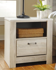Warmstead Furniture - Ashley Furniture - Bellaby Bedroom - Queen Crossbuck Panel Bed / Whitewash - B331B6