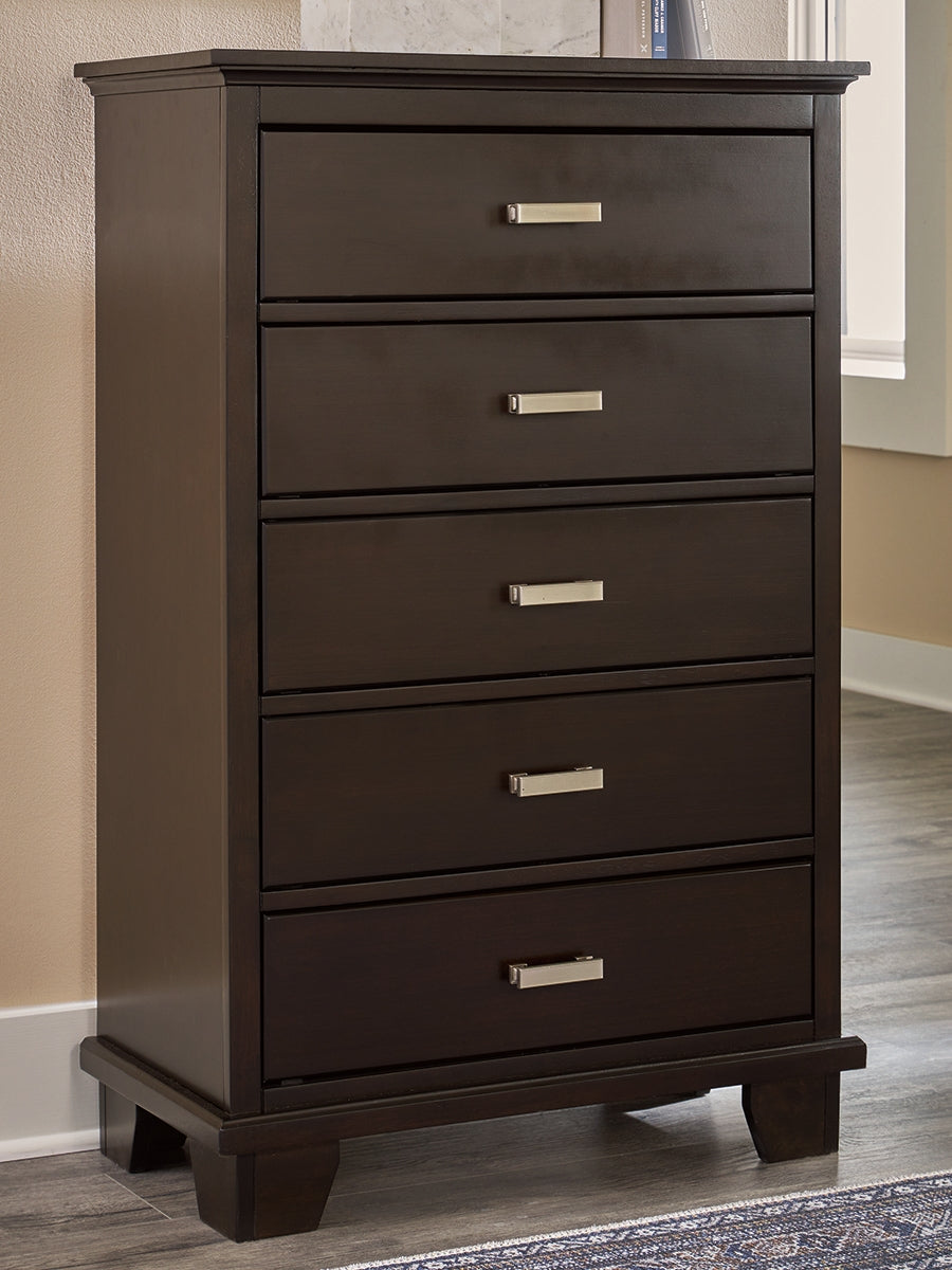 Warmstead Furniture - Ashley Furniture - Covetown Bedroom - Five Drawer Chest / Dark Brown - B441-46