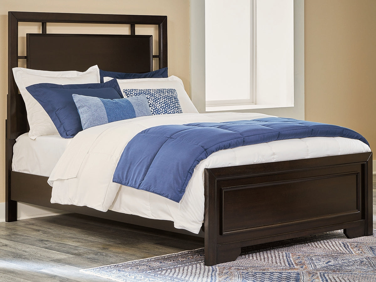 Warmstead Furniture - Ashley Furniture - Covetown Bedroom - Full Panel Bed / Dark Brown - B441B4