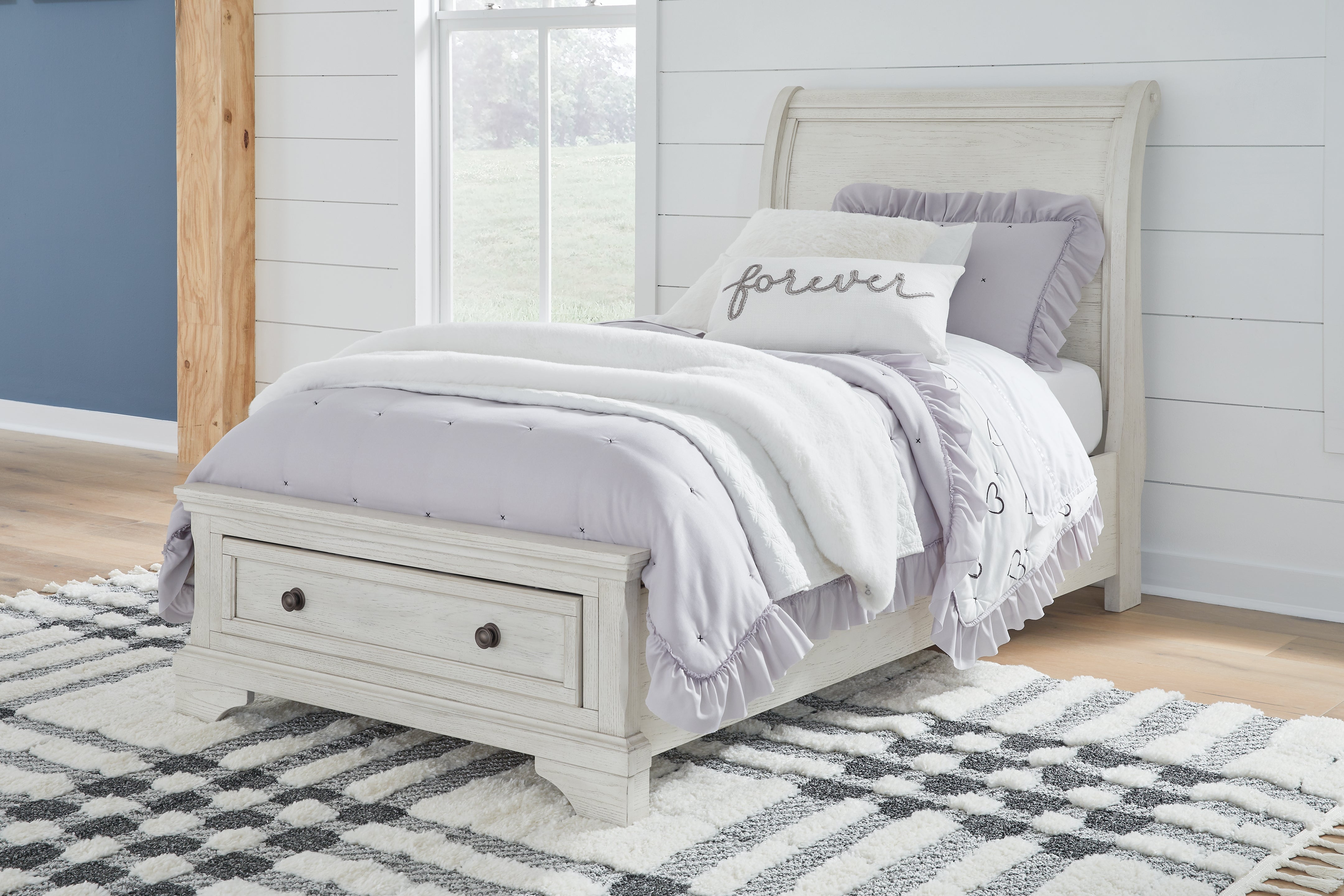 Warmstead Furniture - Ashley Furniture - Robbinsdale Bedroom - Twin Sleigh Storage Bed / Antique White - B742B12
