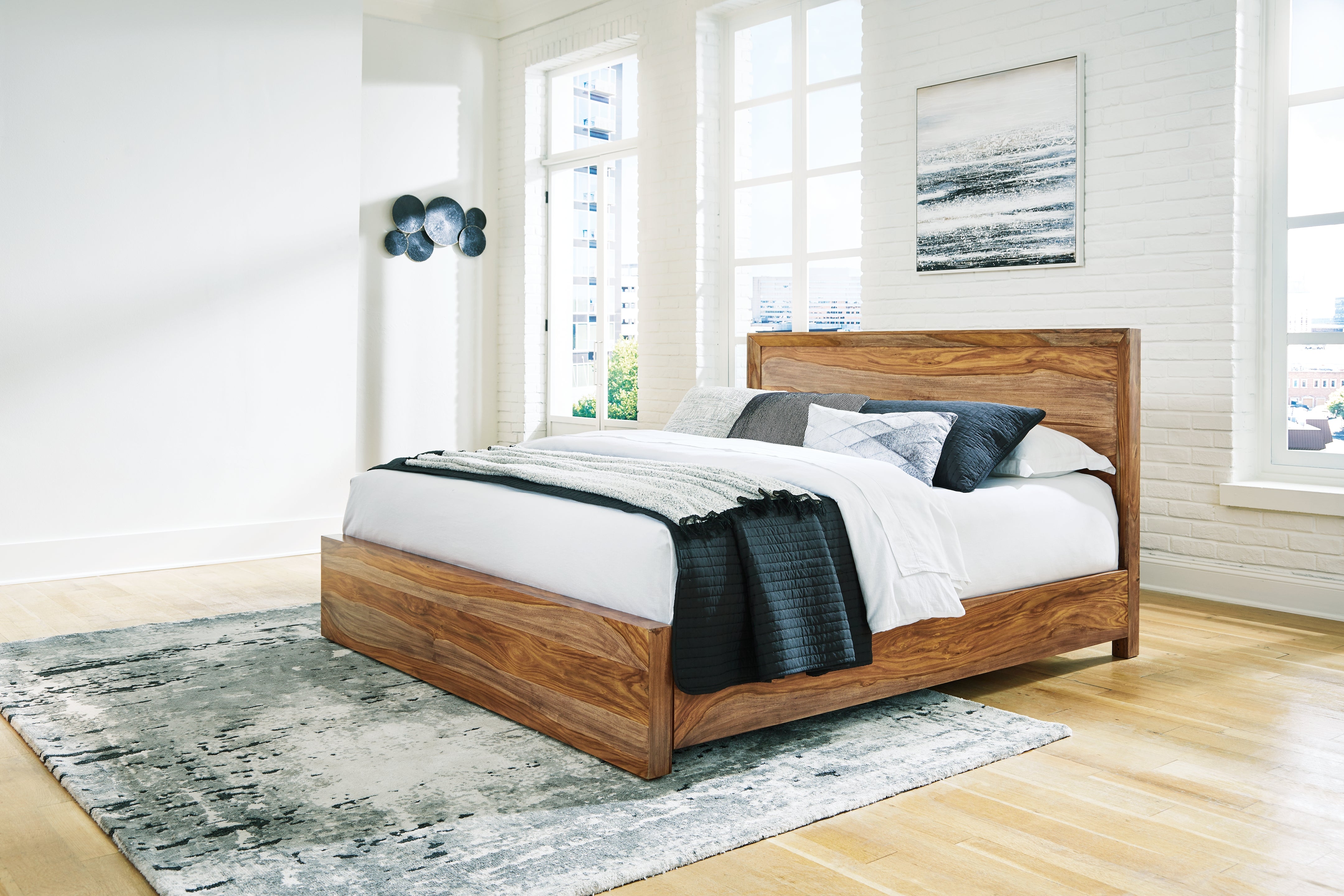 Warmstead Furniture - Ashley Furniture - Dressonni Bedroom - Queen Panel Bed / Brown - B790B2