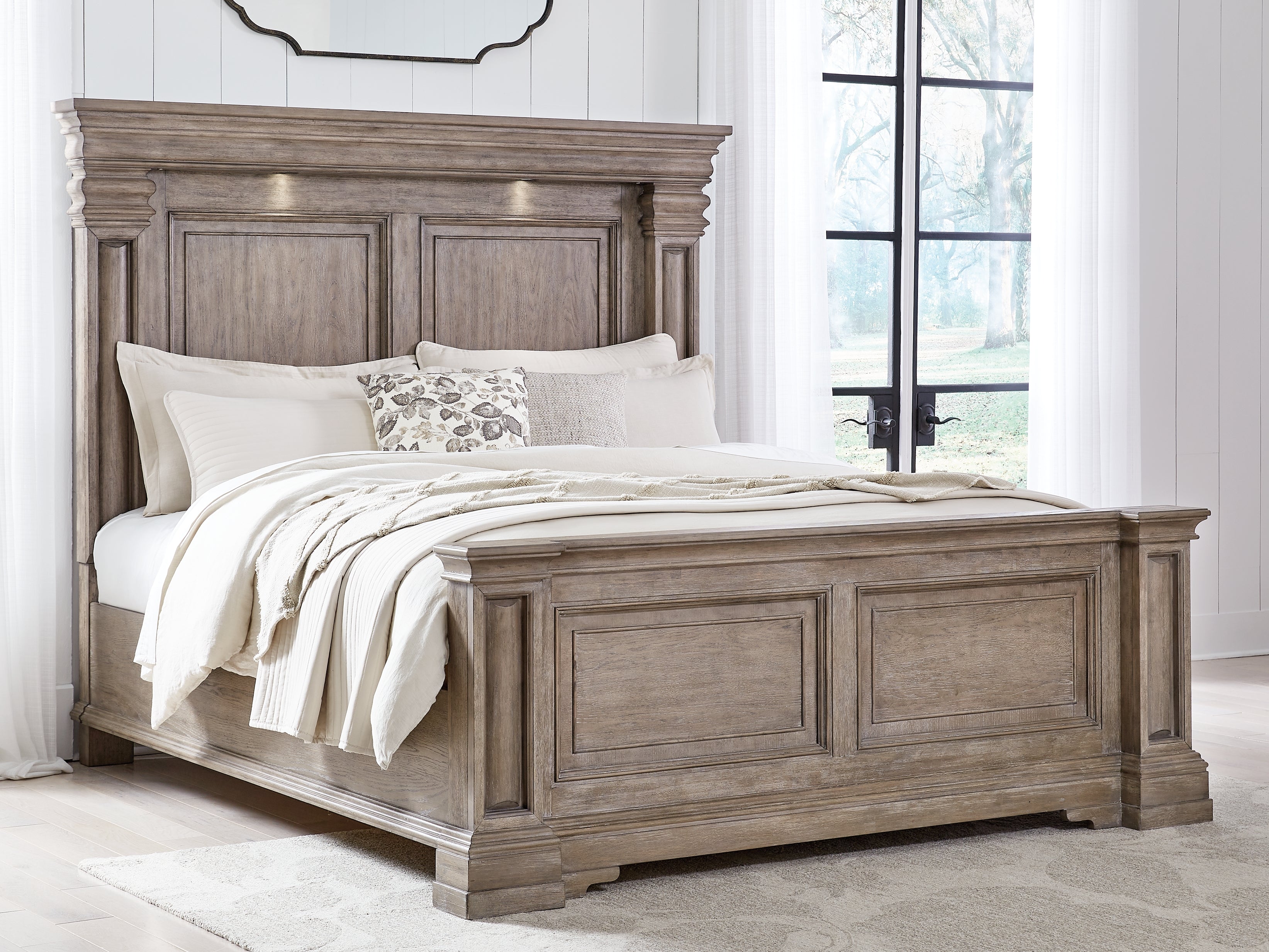Warmstead Furniture - Ashley Furniture - Blairhurst Bedroom - Queen Panel Bed / Light Grayish Brown - B916B2