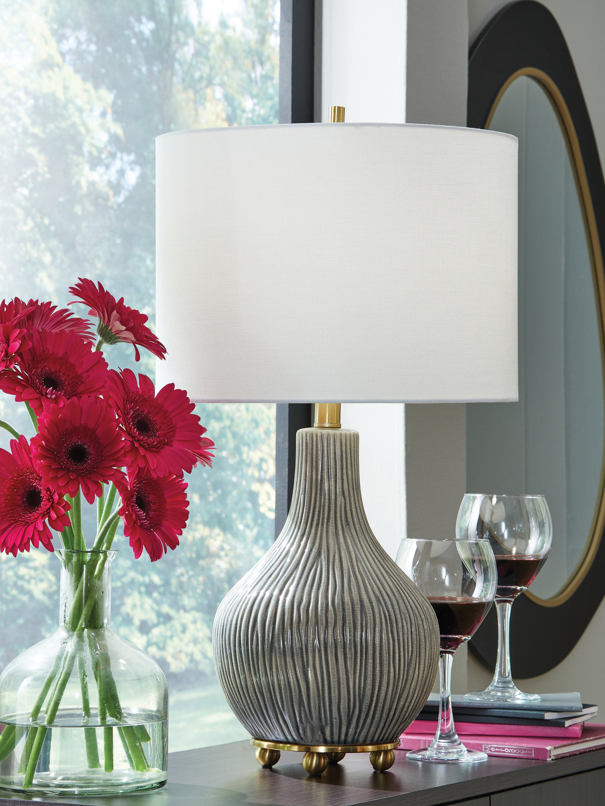 Warmstead Furniture - Ashley Furniture - Judlen Lighting - Ceramic Table Lamp (1/CN) / Gray/Gold Finish - L100844