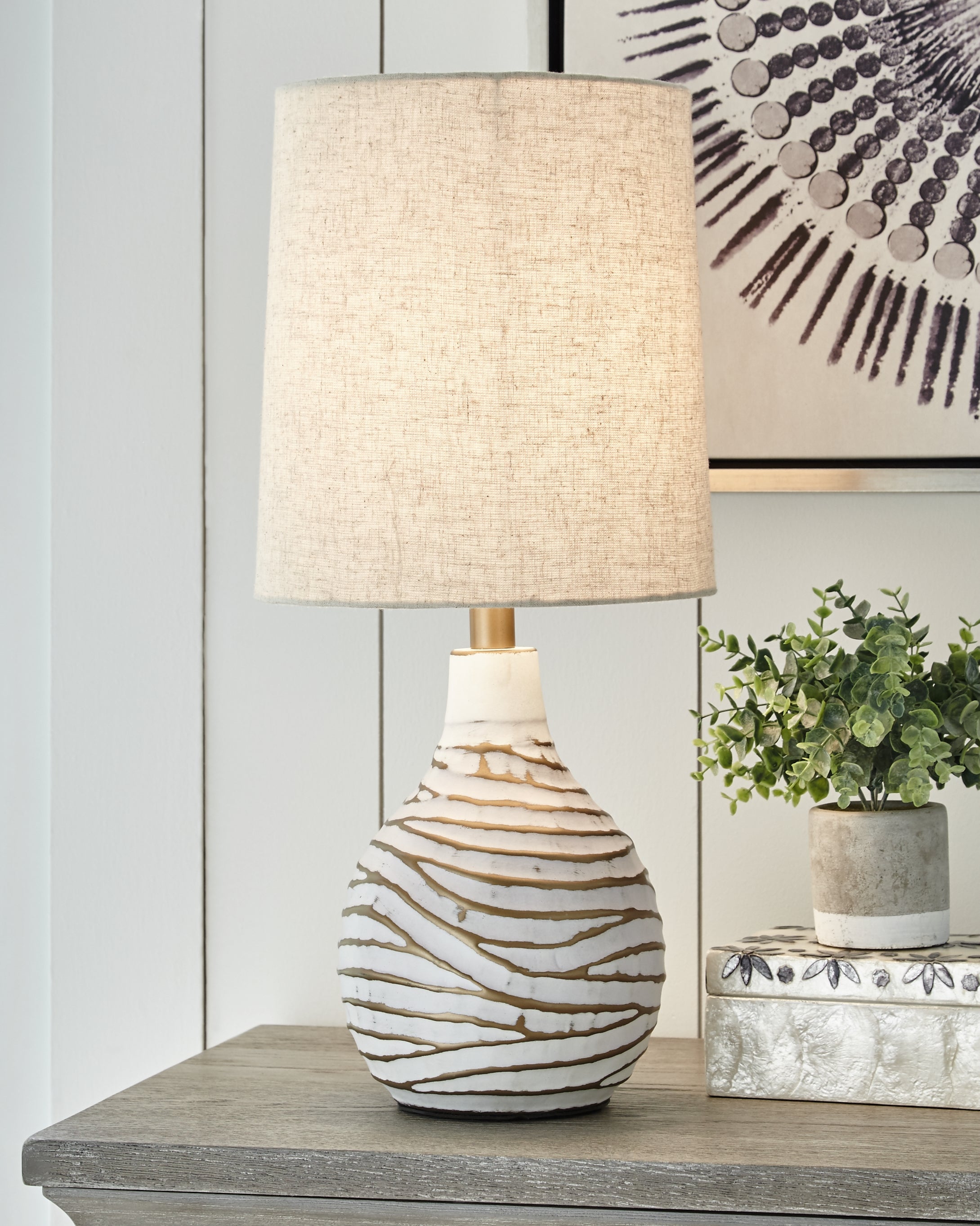 Warmstead Furniture - Ashley Furniture - Aleela Lighting - Table Lamp (Set of 2) / White/Gold Finish - L204194X2