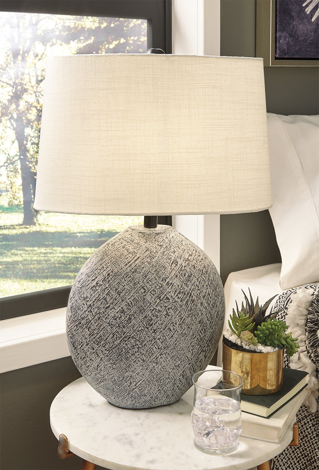 Warmstead Furniture - Ashley Furniture - Harif Lighting - Table Lamp (Set of 2) / Black - L235624X2