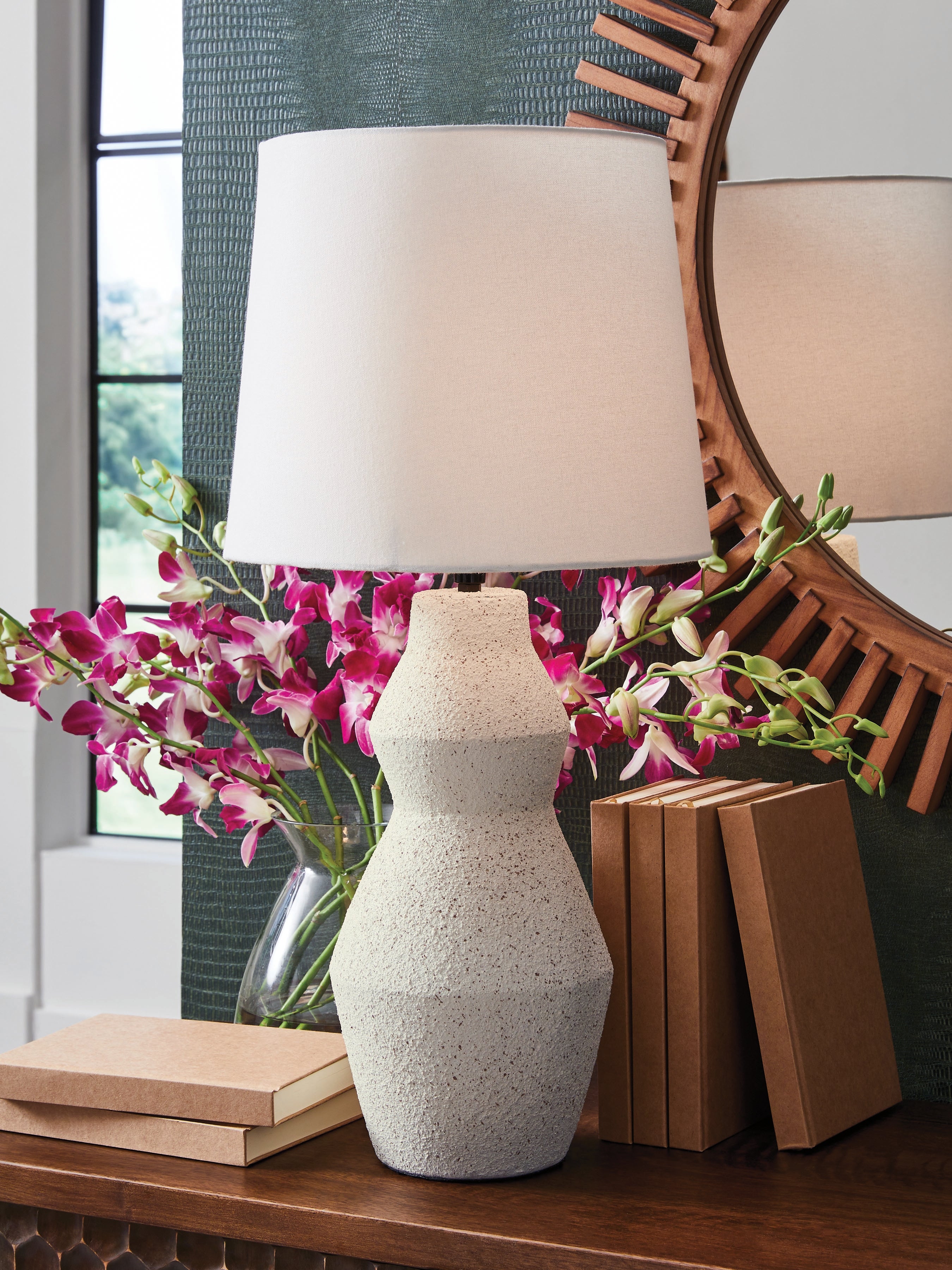 Warmstead Furniture - Ashley Furniture - Dawthorne Lighting - Paper Table Lamp (1/CN) / Cream - L236034