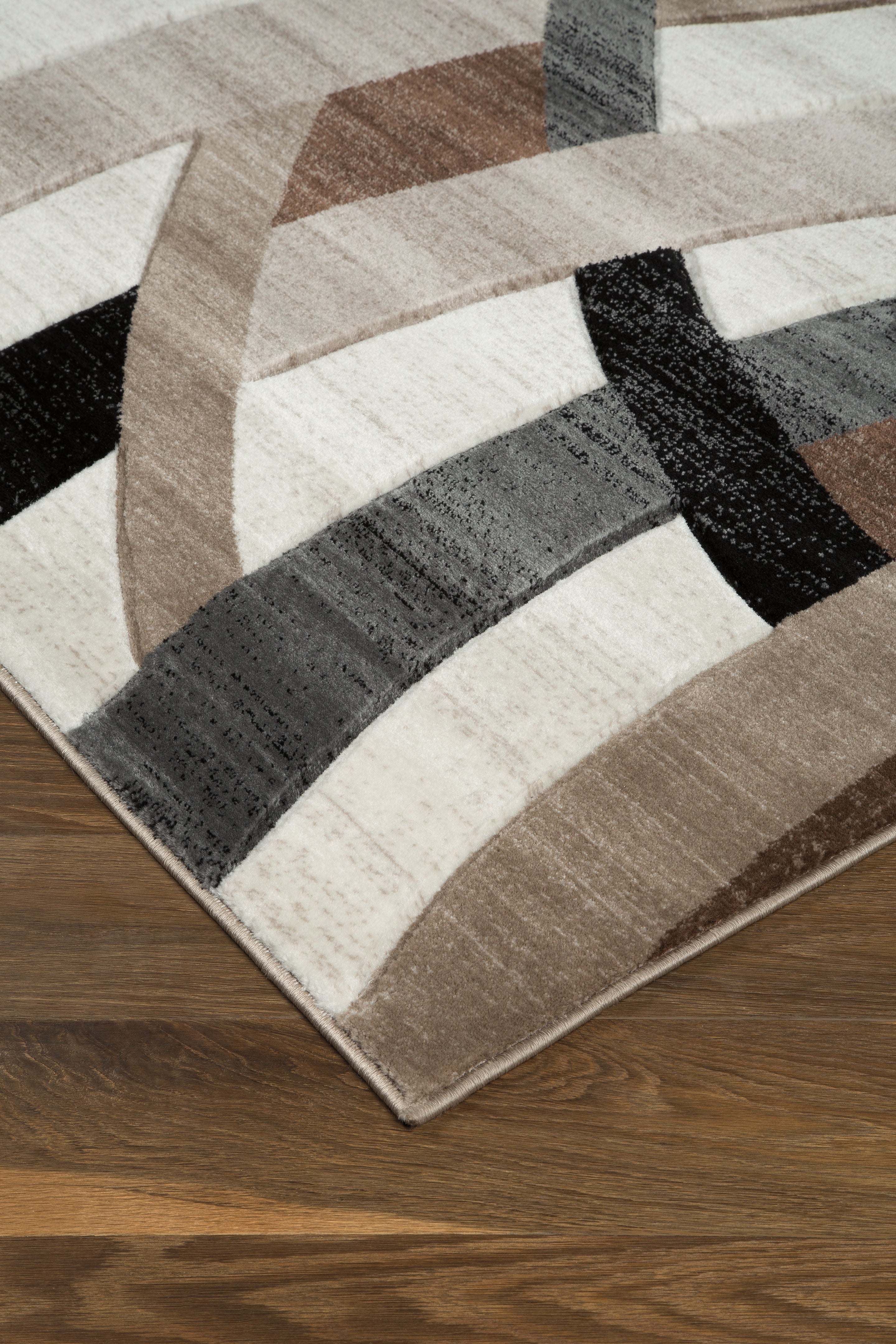 Warmstead Furniture - Ashley Furniture - Jacinth Rug - 5' x 6'7" Rug / Multi - R402922