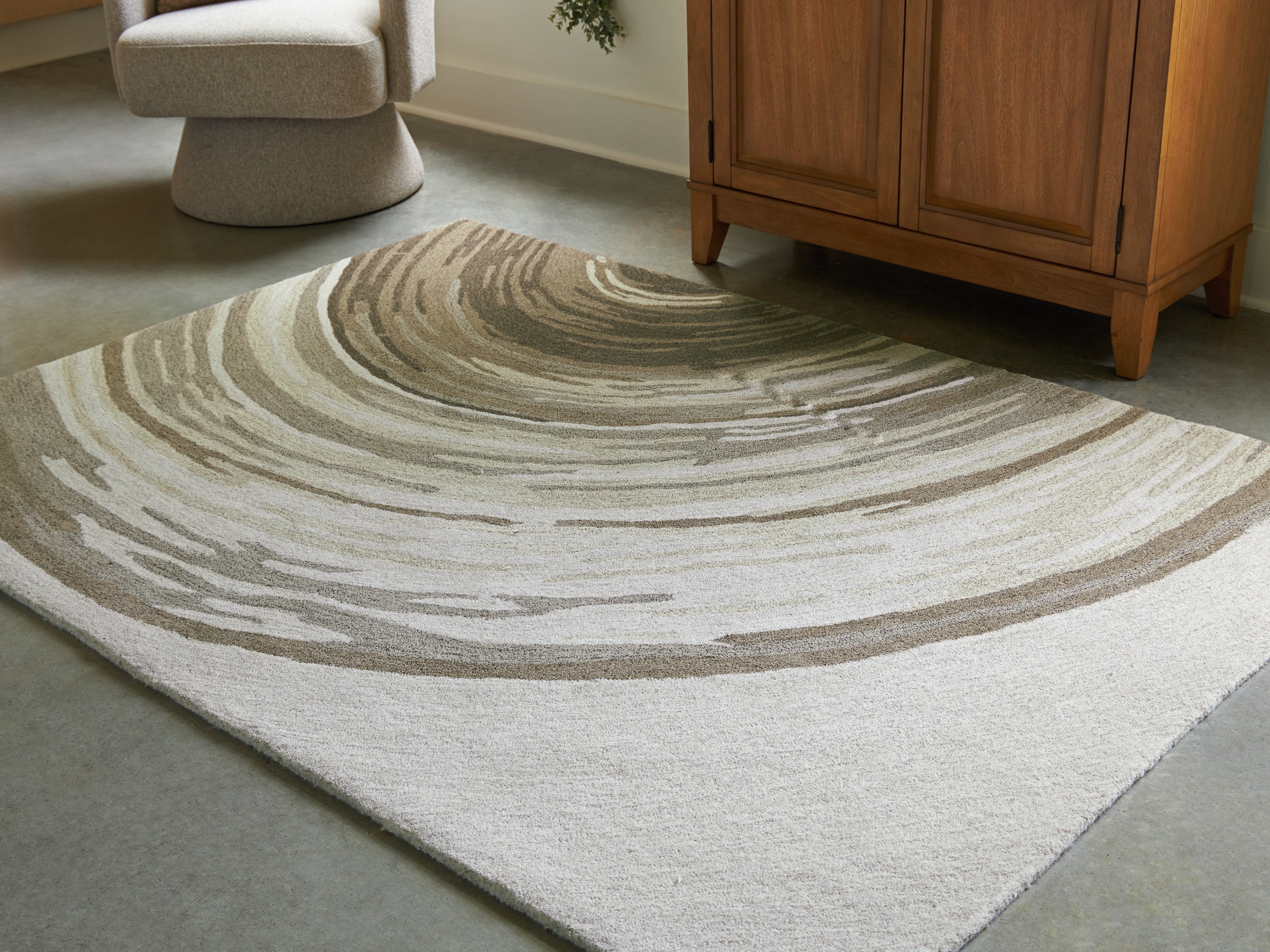 Warmstead Furniture - Ashley Furniture - Rizwana Rug - 5' x 7' Area Rug / Ivory/Brown/Gray - R407762